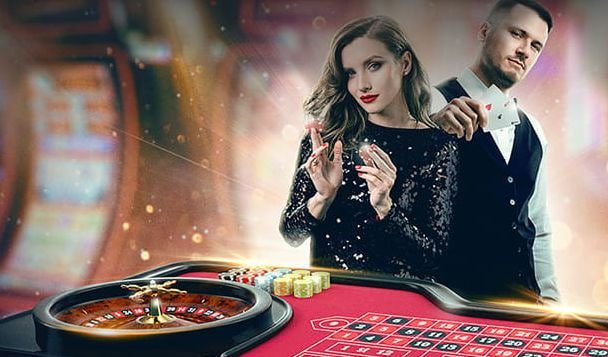 မြန်မာ Online Betting — Sportsbook နှင့် Live Casino ကစားသမားများ
